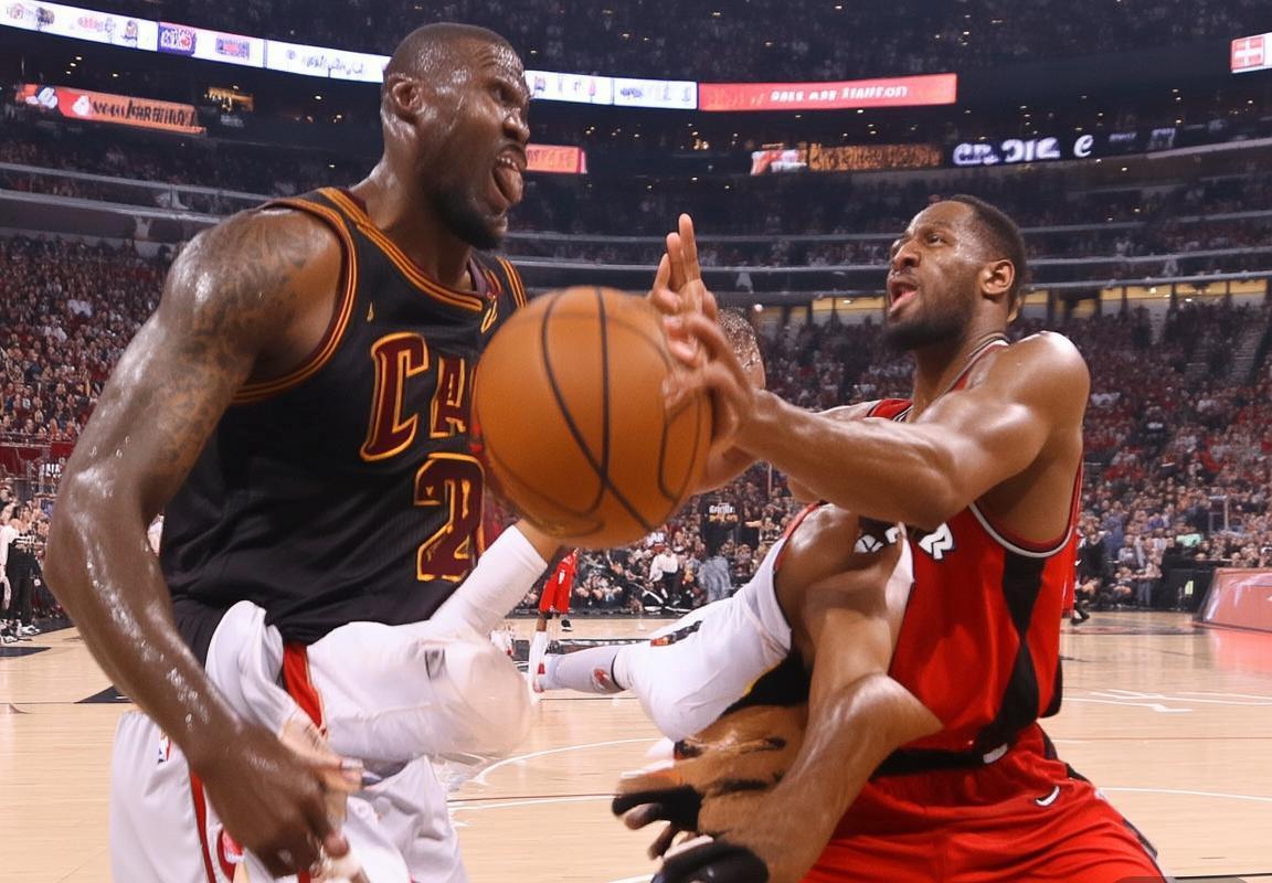 NBA季后赛骑士猛龙巅峰对决：战术交锋精彩瞬间(图1)